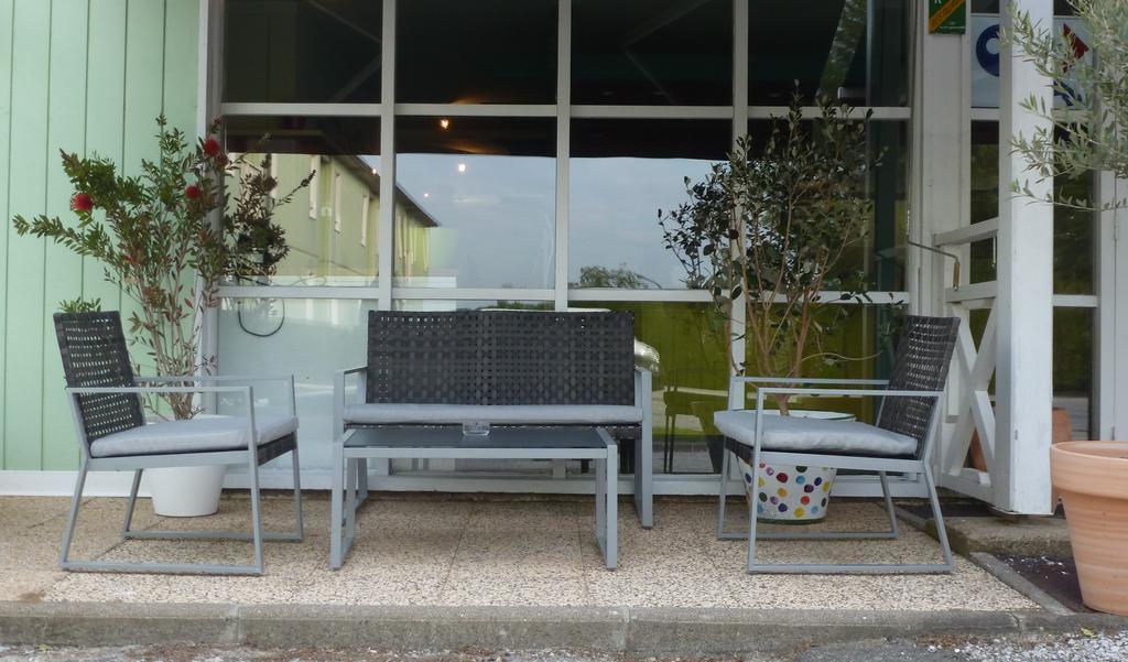 קסטרה Le 81 Hotel מראה חיצוני תמונה