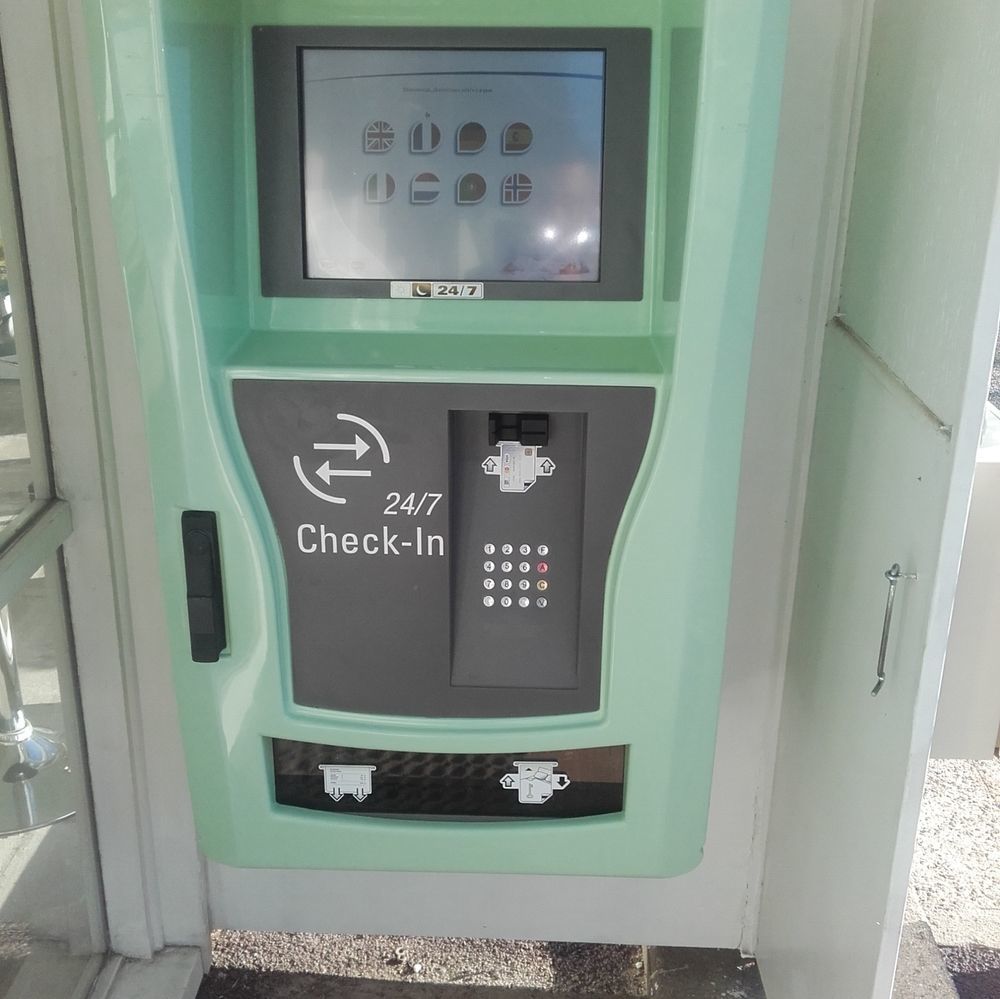קסטרה Le 81 Hotel מראה חיצוני תמונה