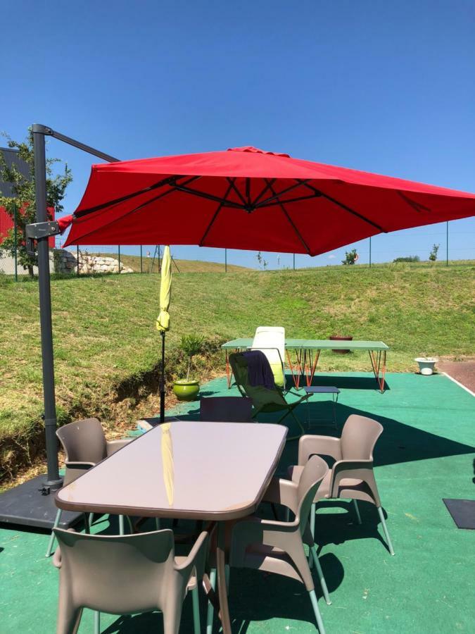 קסטרה Le 81 Hotel מראה חיצוני תמונה